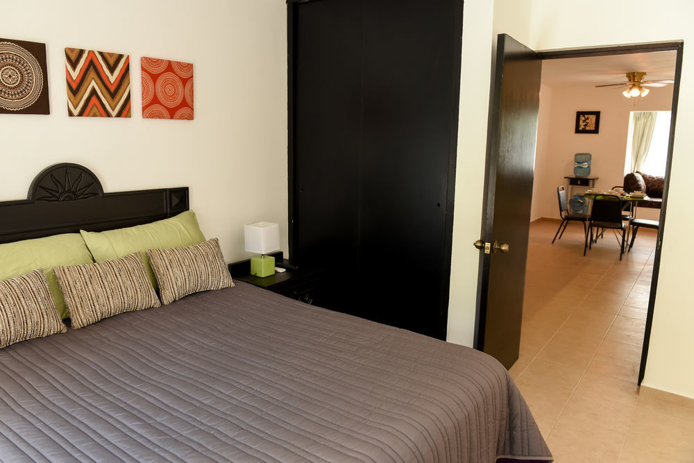 Casa Fausta Apartment Плая дел Кармен Екстериор снимка